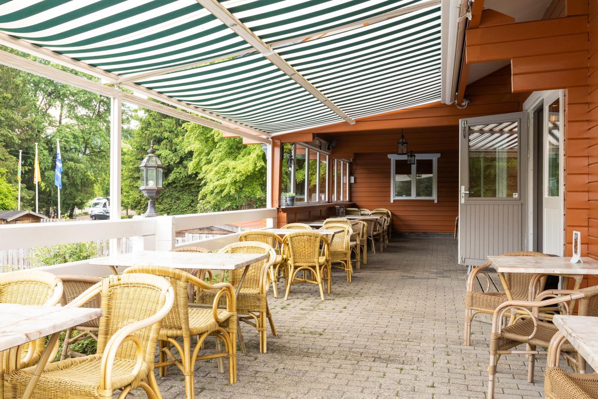 מלון Dochamps Ardenparks Petite Suisse מראה חיצוני תמונה